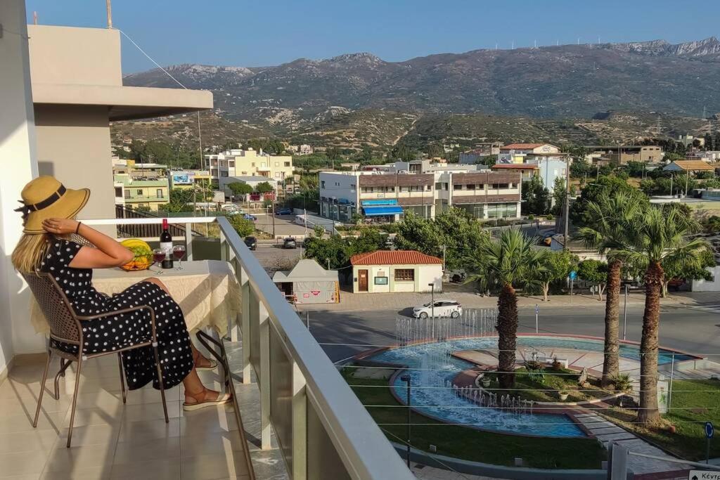 Apartment 95 M2, Center Of Sitia, Wifi, 350M Beach 外观 照片